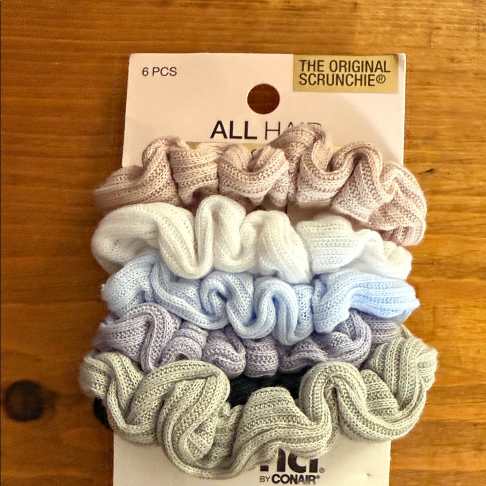Scunci Hair Scrunchies Set - Black, Pink, Red, White, Brown and Head wraps - Picture 6 of 7